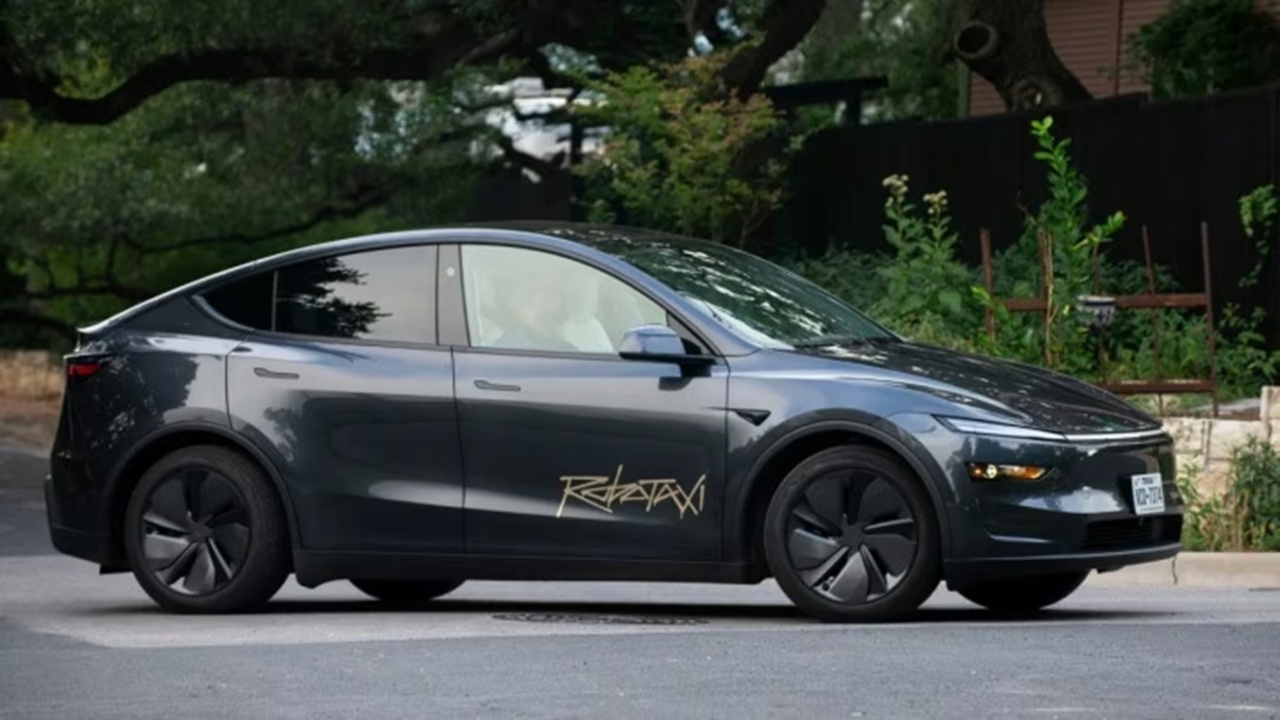 Tesla Robotaksiler Güvenlik Sürücüsü Olmadan Test Ediliyor